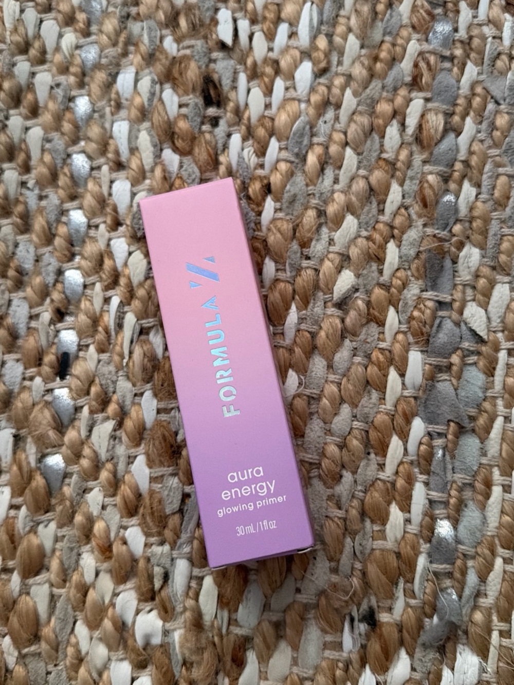 Aura Energy Glowing Primer — glowy